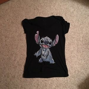 Disney Stitch tee!!